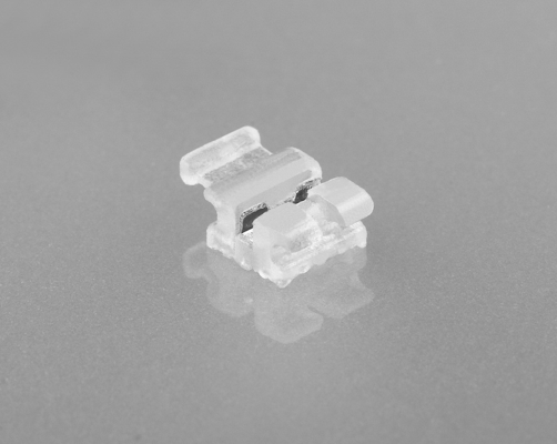 Brackets ortodônticos compostos de plástico 0,018